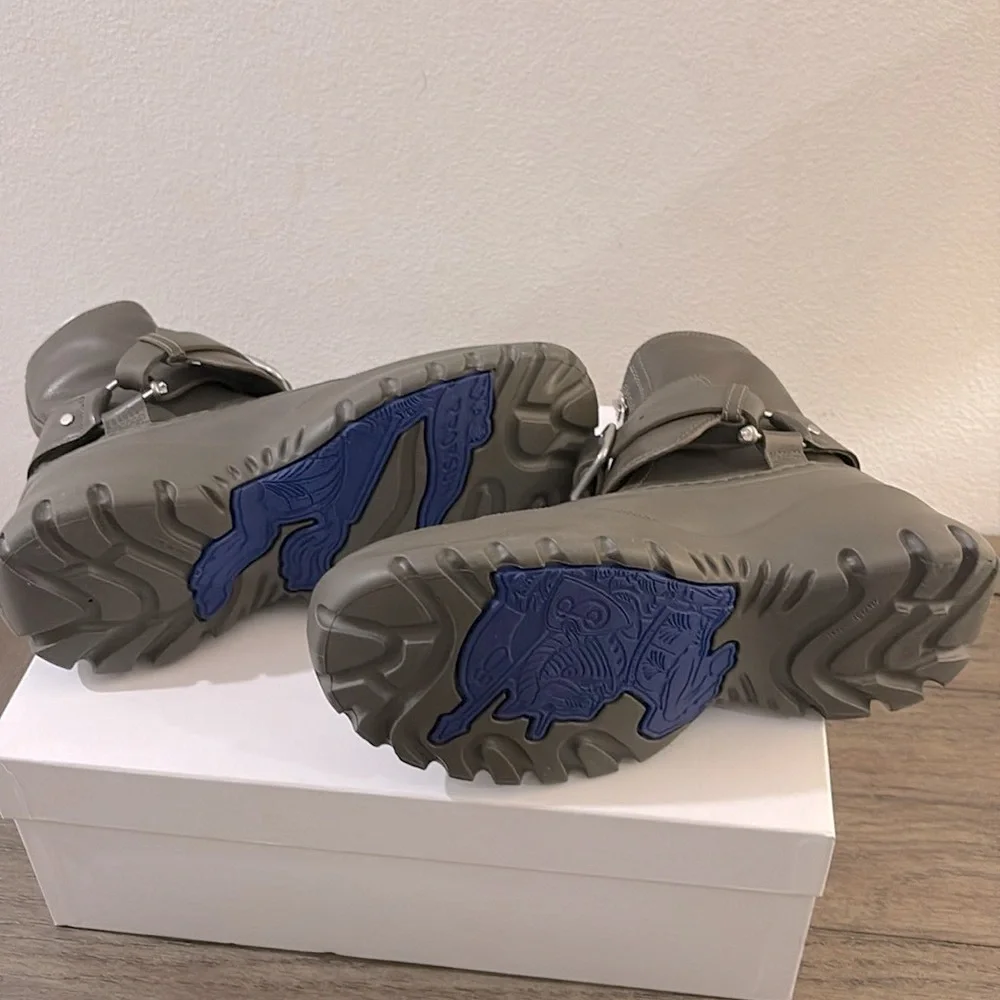 NEW [Burberry] SUPER RARE Authenticated Hunter Green Buckle Boots Men’s Sz 10.5 - Picture 7 of 15